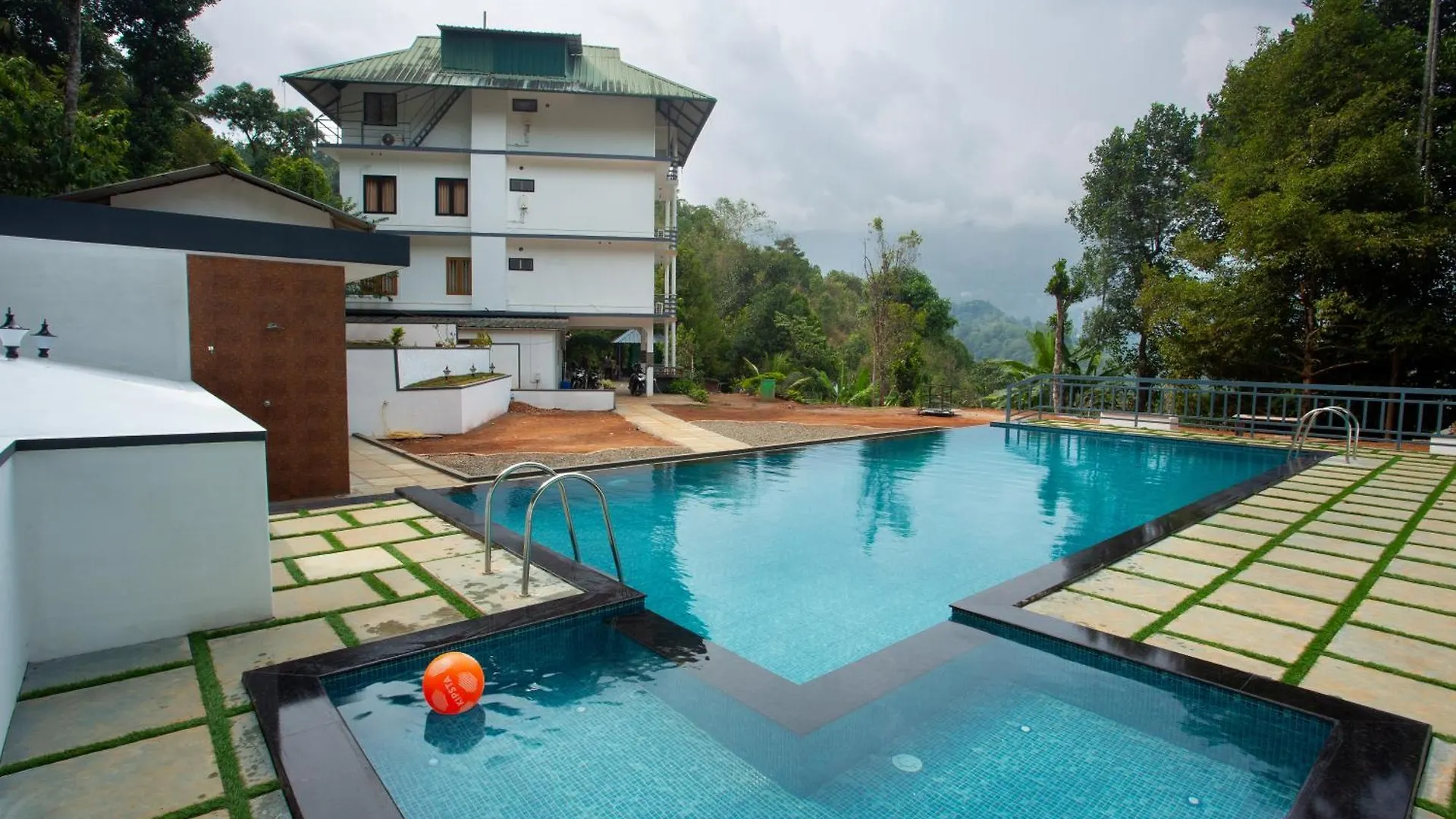 Bell Vedera Resort Munnar