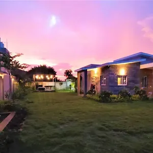 Nine Hill - 2bhk Private With Pool , Udaipur India